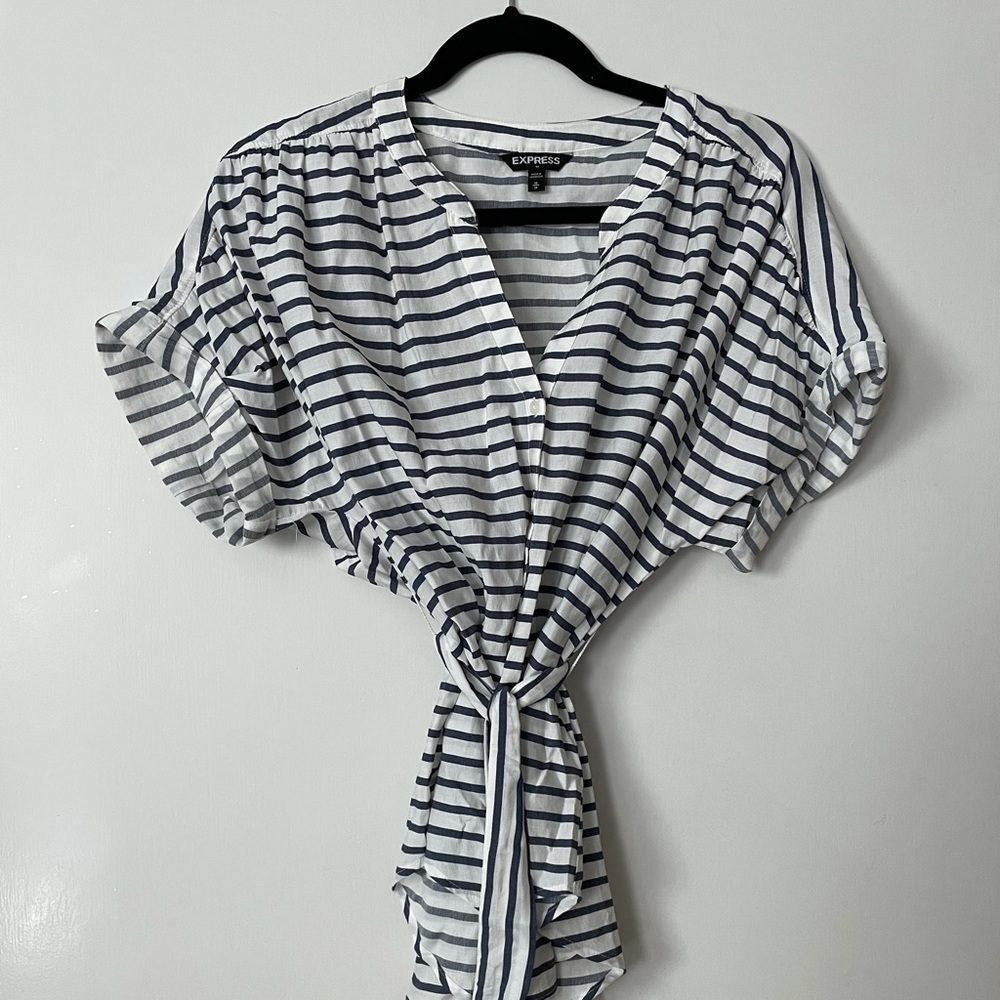 Medium express blouse stripped